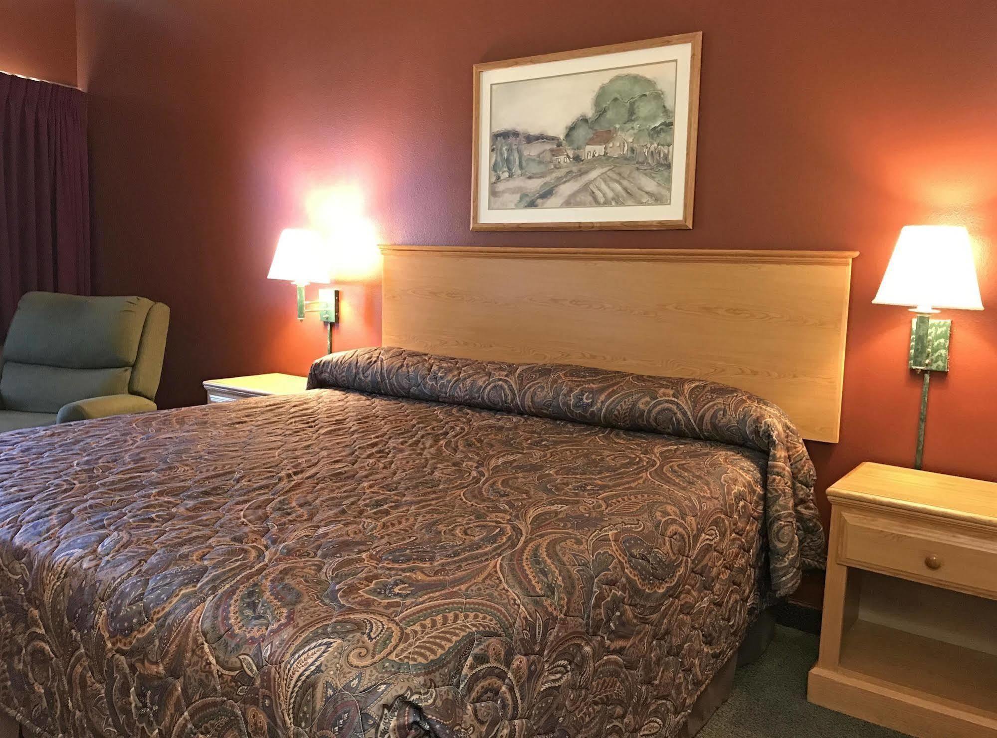 Westbridge Inn & Suites Carrollton Ngoại thất bức ảnh